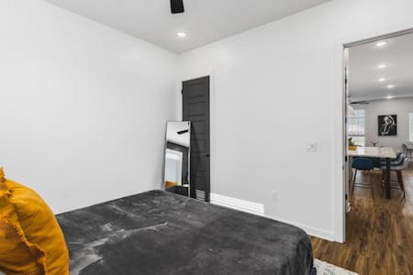 נאשוויל Spacious Home With Large Patio Rooftop Deck And Garage מראה חיצוני תמונה