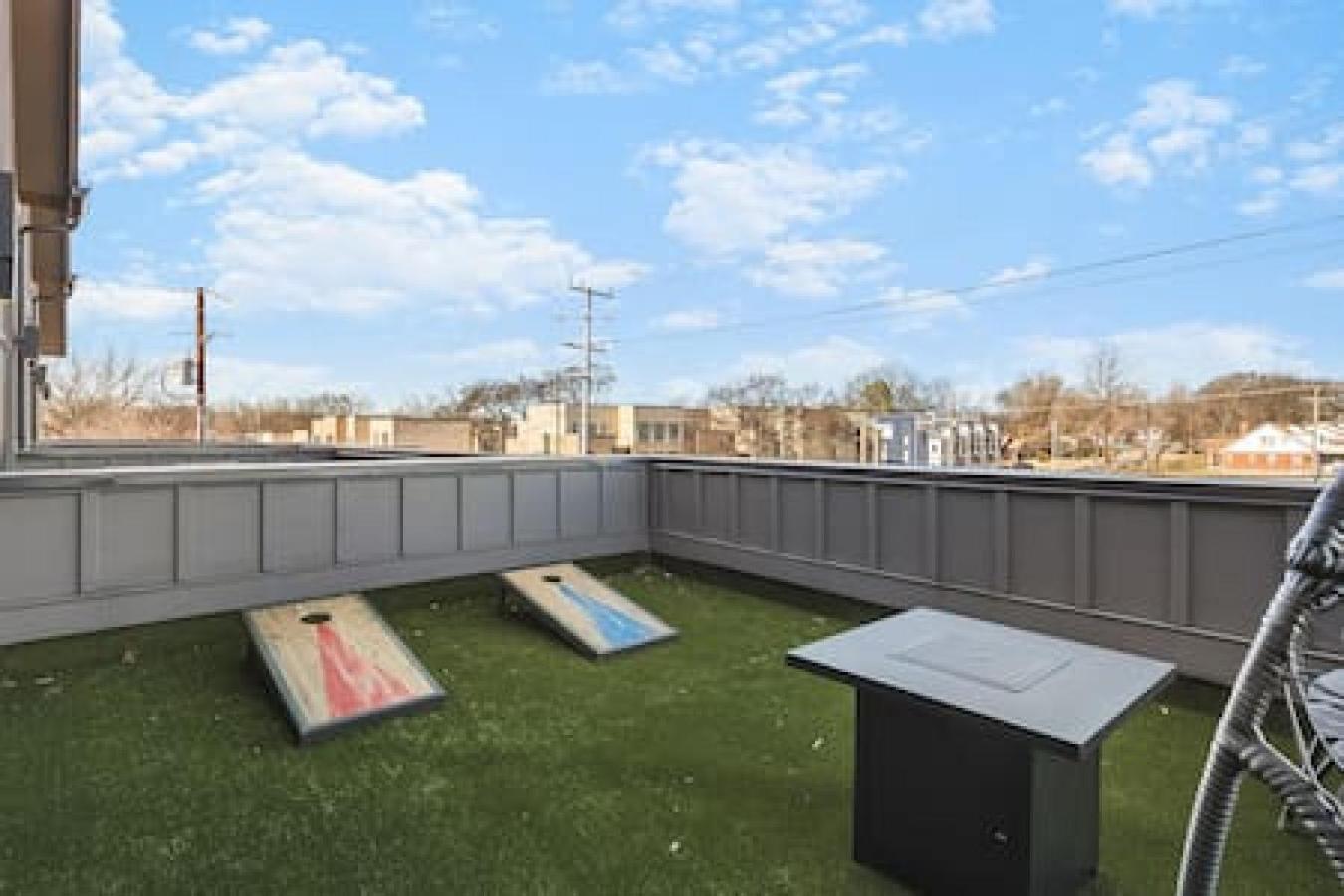 נאשוויל Spacious Home With Large Patio Rooftop Deck And Garage מראה חיצוני תמונה